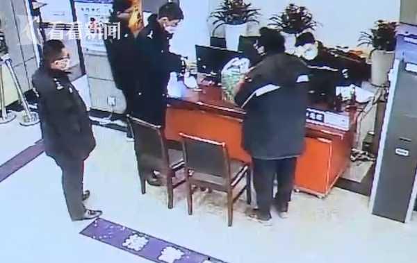 武汉快递爆料视频最新版,揭秘快递行业新动态与争议焦点  第1张